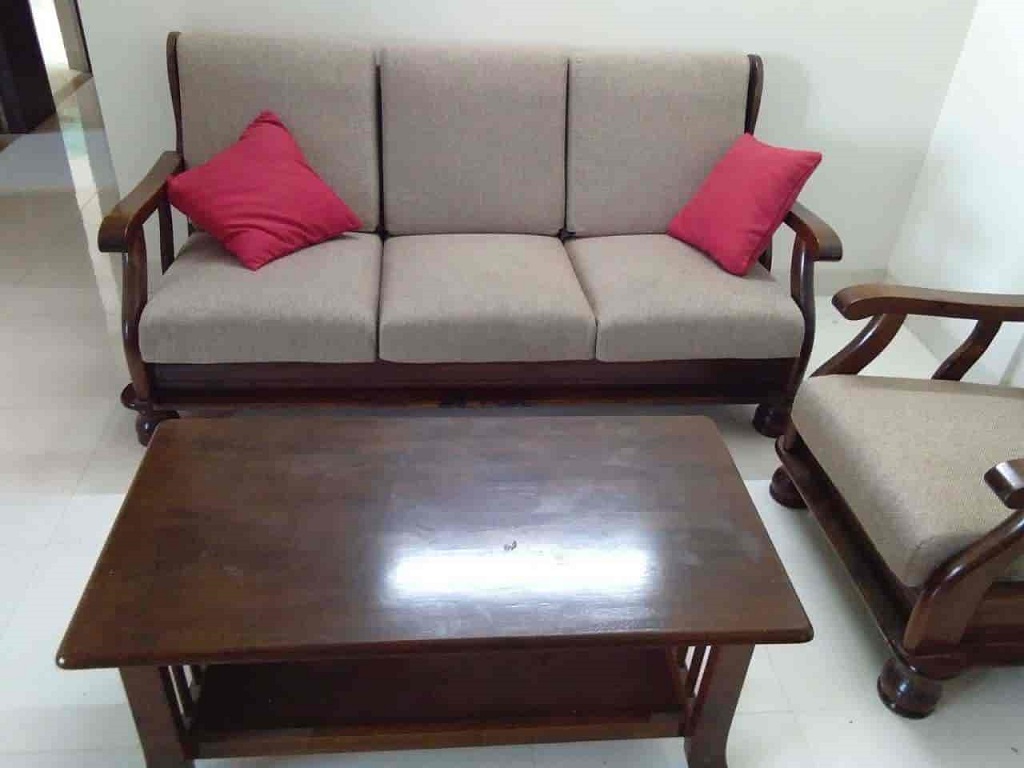 second-hand-sofa-set